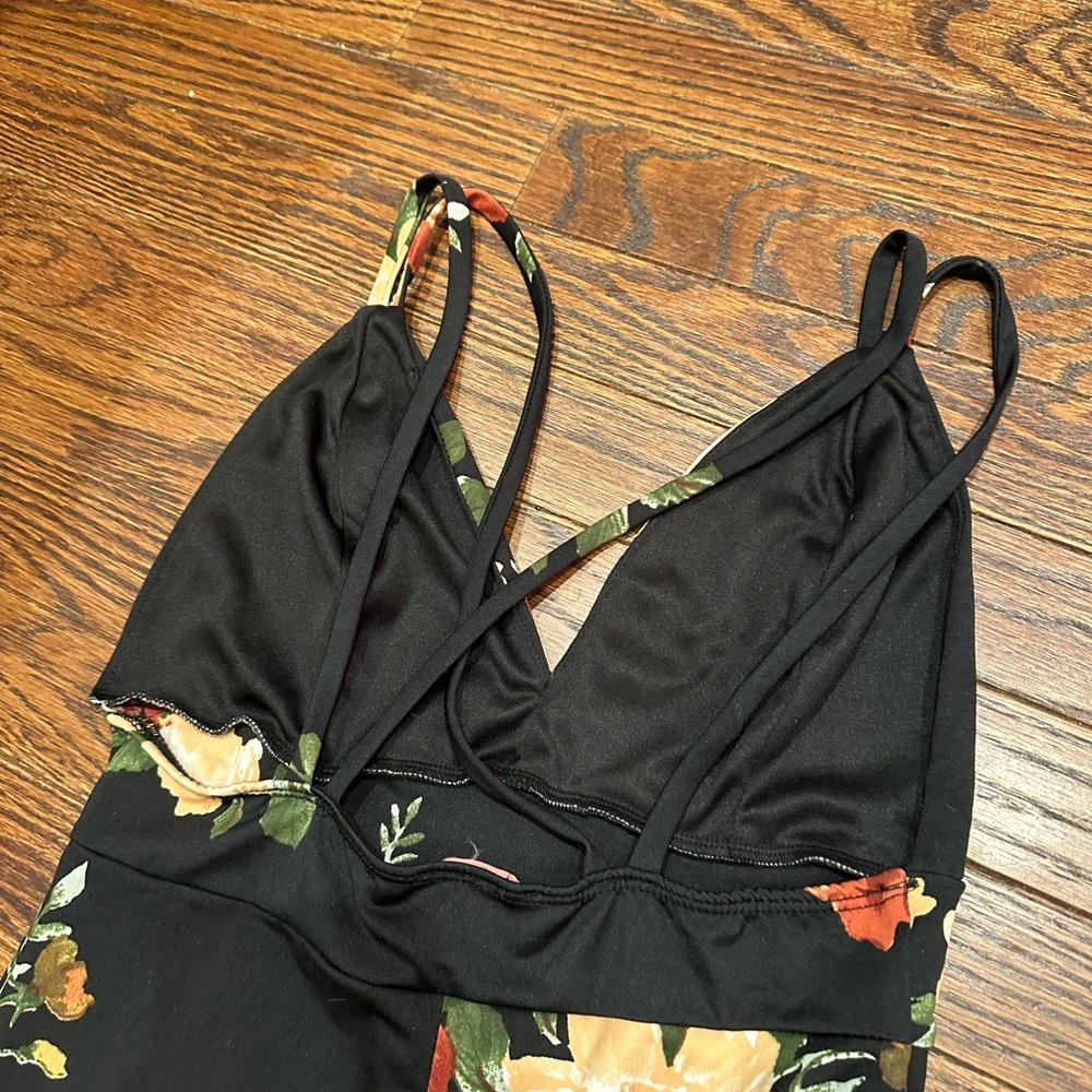 Floral print black jumpsuit size small - Picture 13 of 16